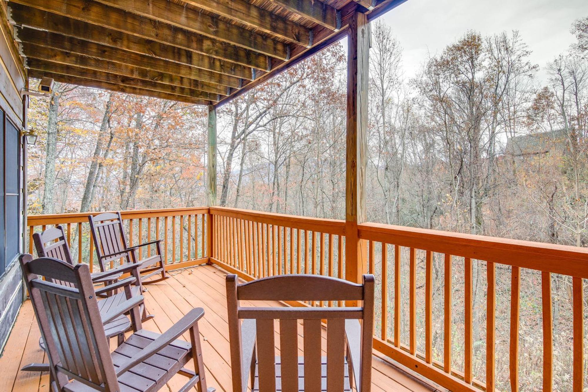 Pet-Friendly Gatlinburg Retreat With Hot Tub! Villa Dış mekan fotoğraf