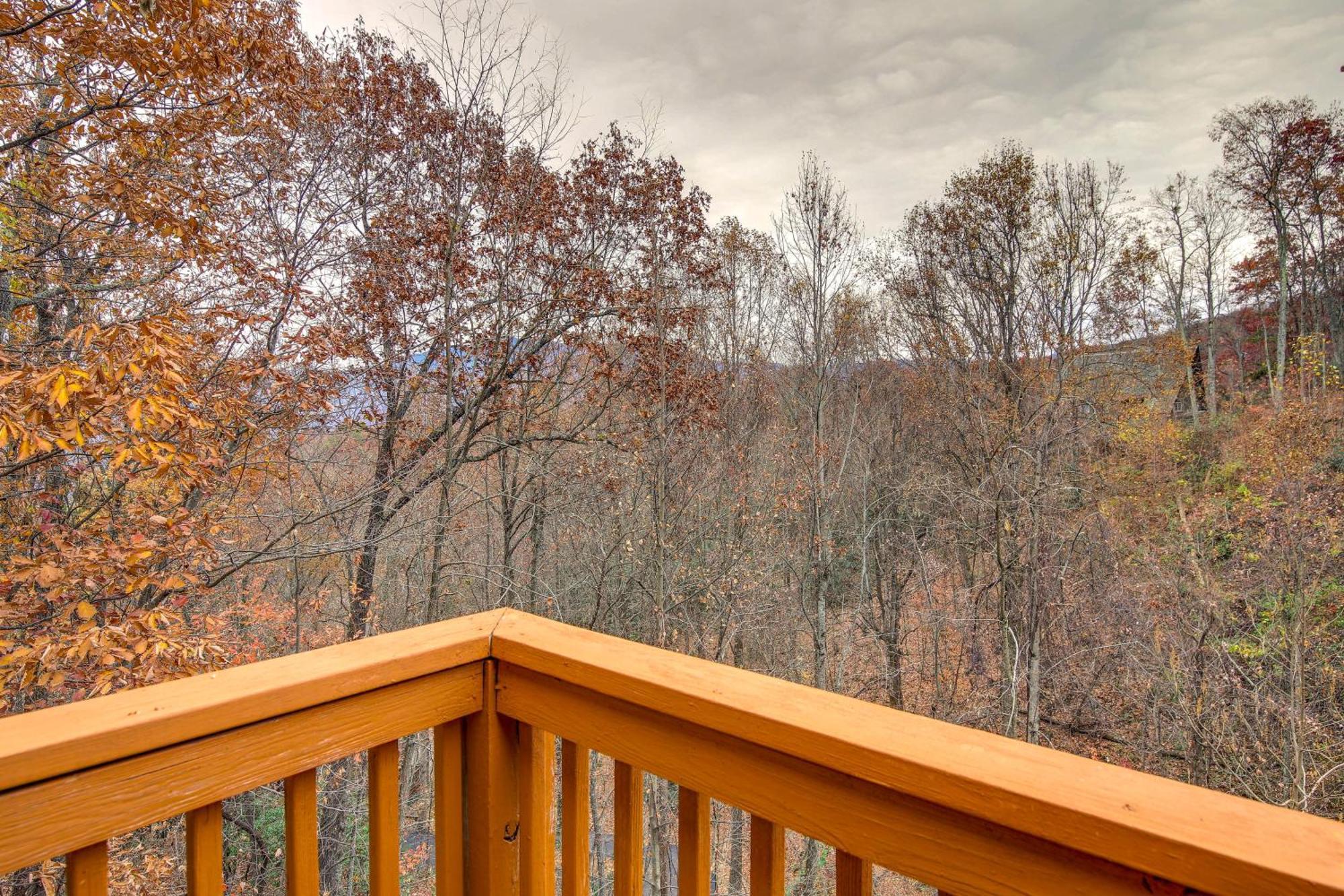 Pet-Friendly Gatlinburg Retreat With Hot Tub! Villa Dış mekan fotoğraf
