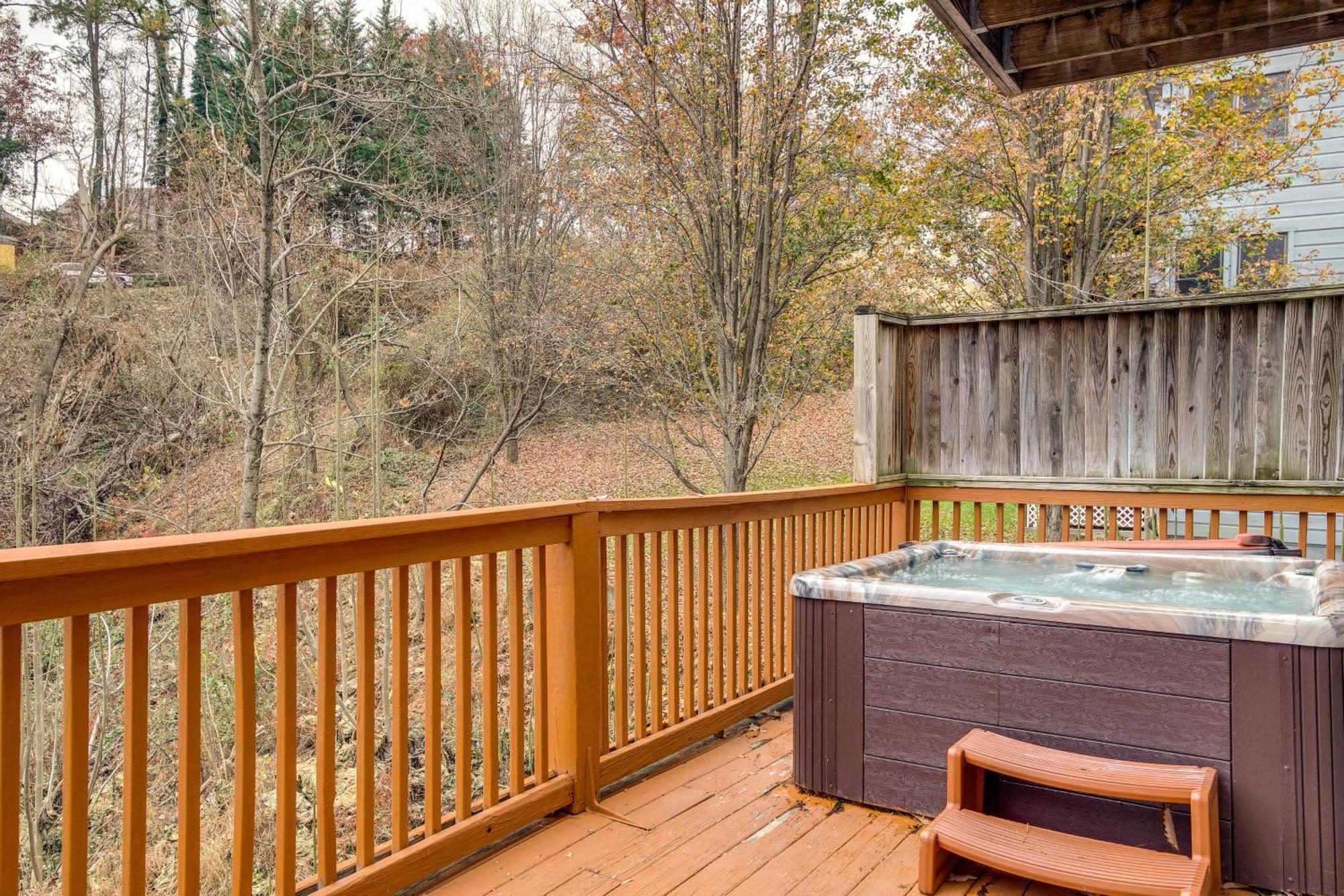 Pet-Friendly Gatlinburg Retreat With Hot Tub! Villa Dış mekan fotoğraf