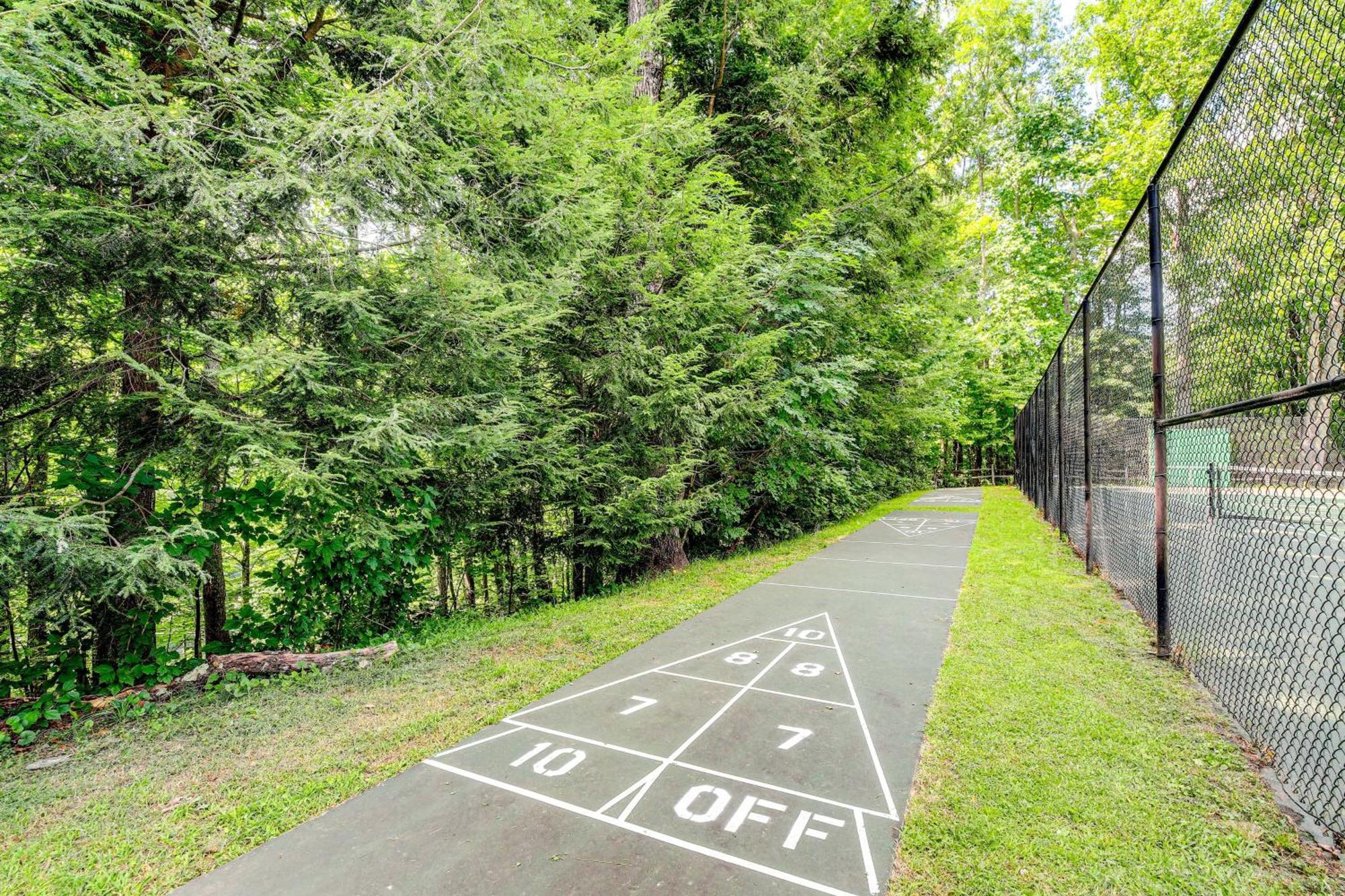 Pet-Friendly Gatlinburg Retreat With Hot Tub! Villa Dış mekan fotoğraf